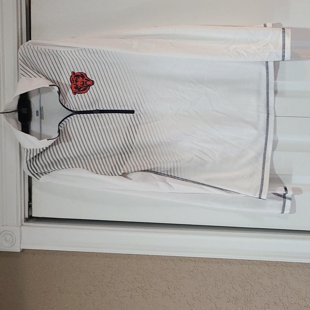 Women's long sleeve top